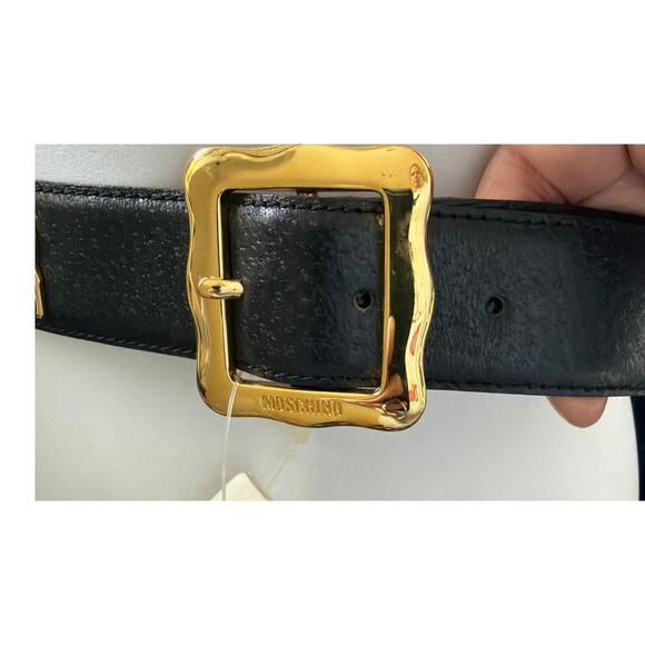 moschino redwall leather belt italy gold tone cows hearts Size 44 US Large New main image 7